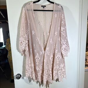 Torrid Boho Lace Crochet Kimono Cardigan Duster Pale Blush Pink Torrid Size 3/4
